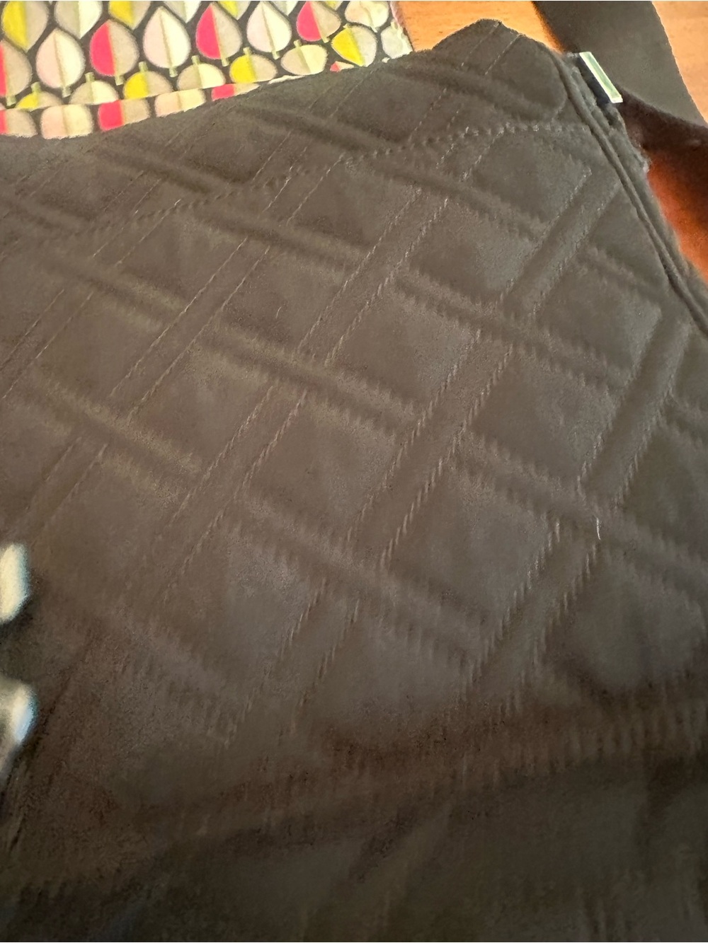 Vera Bradley Quilted Black laptop messenger bag - Picture 12 of 12